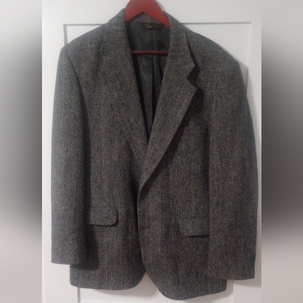 Classic Gray Herringbone Blazer - Harris Tweed